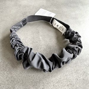 Lululemon headband NWT